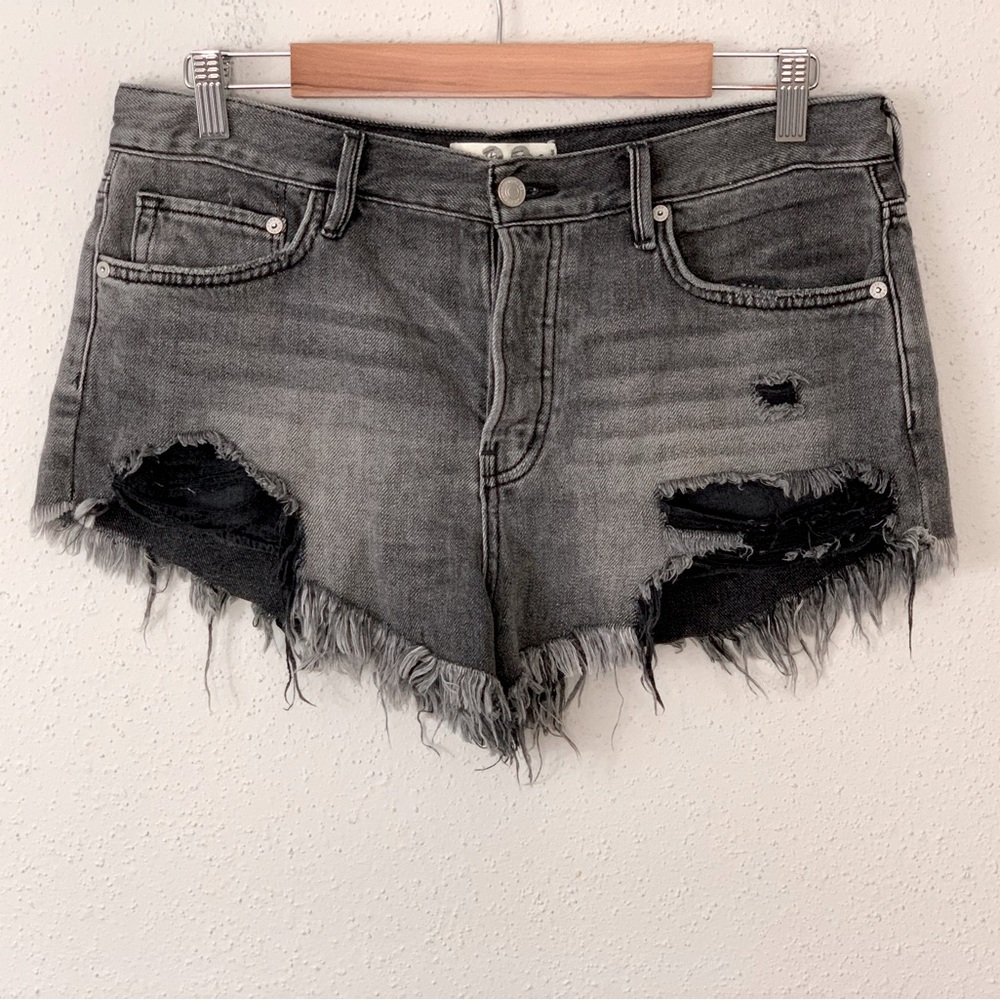 Free People Distressed Jean Denim Short Size 28 Wash Black